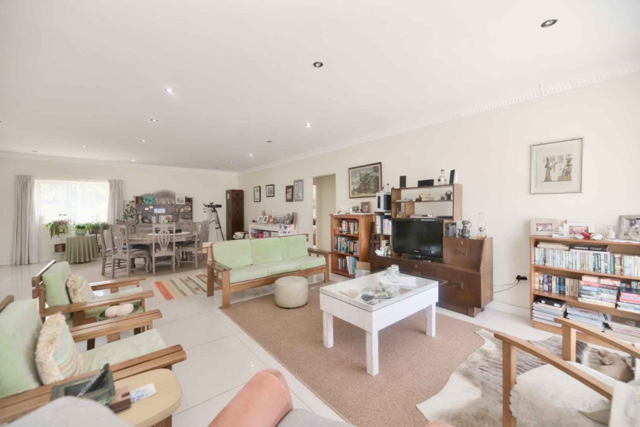 4 Bedroom Property for Sale in Pearly Beach Western Cape